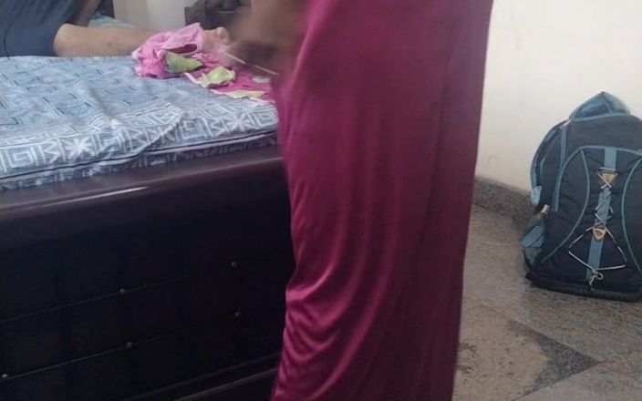 Tamil lesbian: 泰米尔歌曲的休闲舞蹈