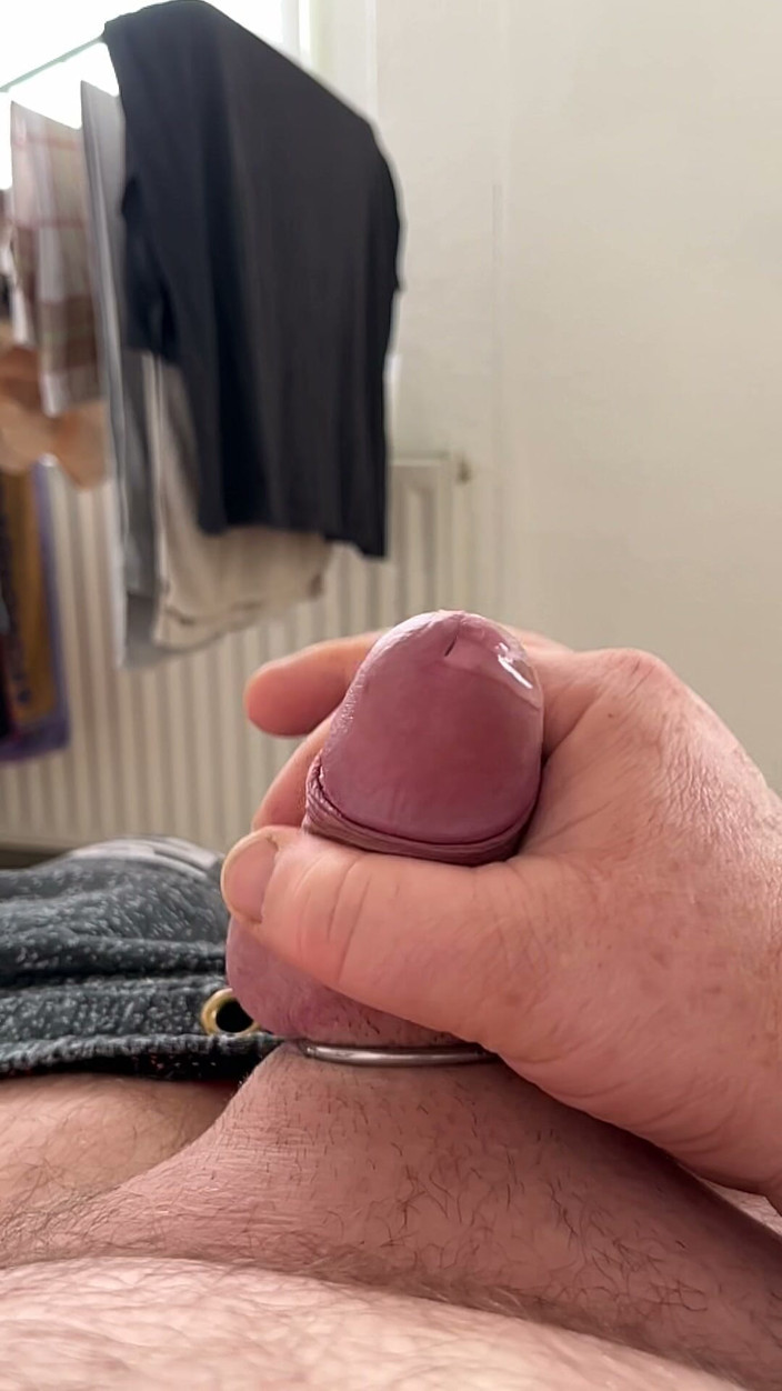 Hornyboi079: Ejaculat excitat. Asta ar putea fi părerea ta; p