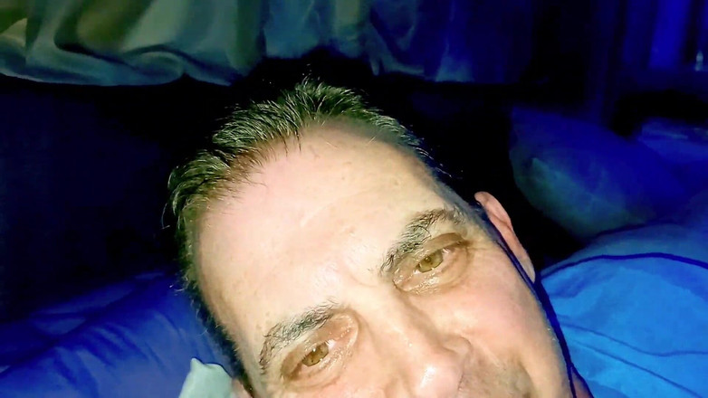 Cory Bernstein: 오럴 섹스 토이를 따먹는 유명 인사 Cory Bernstein, 거대한 사정으로 비밀 단계 아빠와 배다른 아들 섹스 테이프!