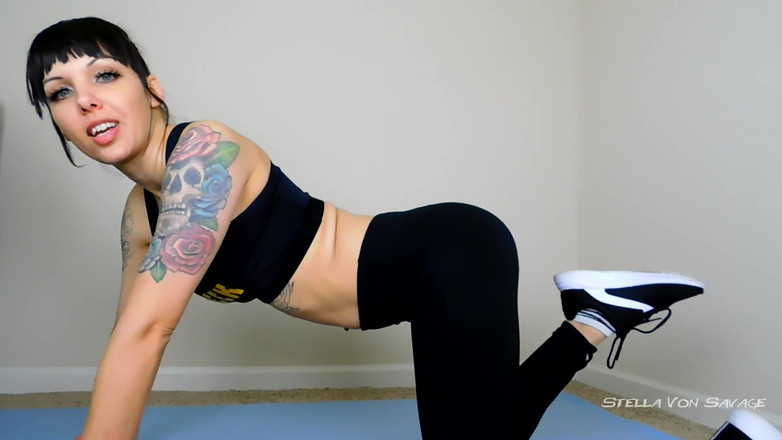 Stella Von Savage: Na de training kont snuiven joi