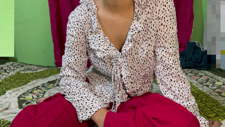 Kaleonjoybd: My Sexy Stepsister Looks Very Hot and Today I Want...