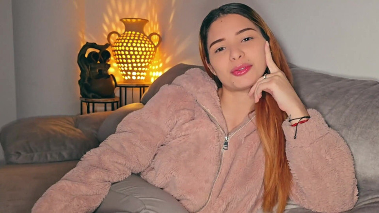 Labestiaylabella: 继妹按摩以性爱结束