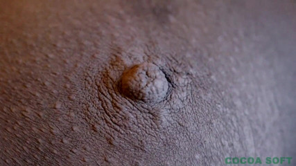 Cocoa Soft: Close ups of the sexy Asian painted in black body