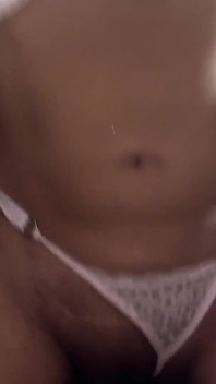 Mama vitregă BBW columbiană face sex anal cu fiul ei vitreg și primește un creampie anal!