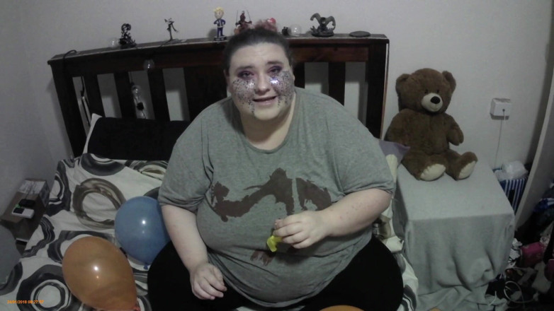 LaLaDelilah: BBW balloon pop