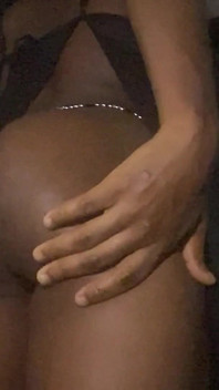 Hot Ebony Babe Facesitting Sexy Dance Fat Pussy Showing Bubble Butt (part 2)pov