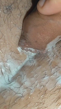 Mi polla fuera de control una carga de espuma increíble.