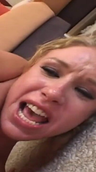 Allison pierce suka banget pantatnya dicrot di dalam