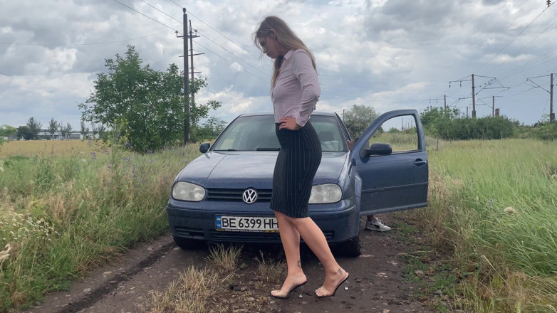 HotPrincessUA: Conductor ejecutivo se moja de revving y se masturba a...