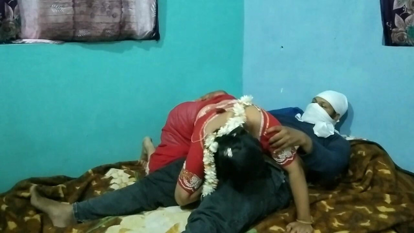 Red Saree Bhabhi Want Boyfriends Cock (Gulaab) Red Saree Bhabhi Want Boyfriends Cock (Gulaab)
