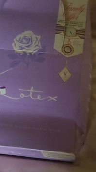 Sexy Lacey Sana opasek a Super Kotex