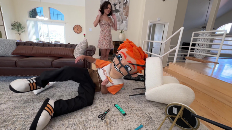 PornDudeCasting: Satine Summers and Porn Dude Do It Themselves