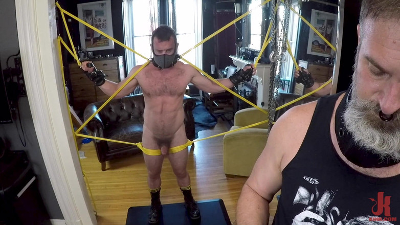 Kinky Bites Gay: 착유 마이크 게이트