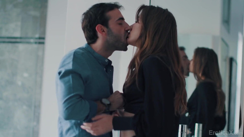 Erotica X: EroticaX - ペイジ・オーウェンズは彼女の滴る濡れた猫で彼女の愛を示しています