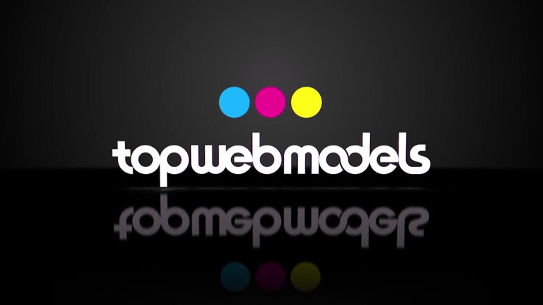 Top Web Models: 21 anos - ruiva Alex Tanner em boquete em primeiro plano