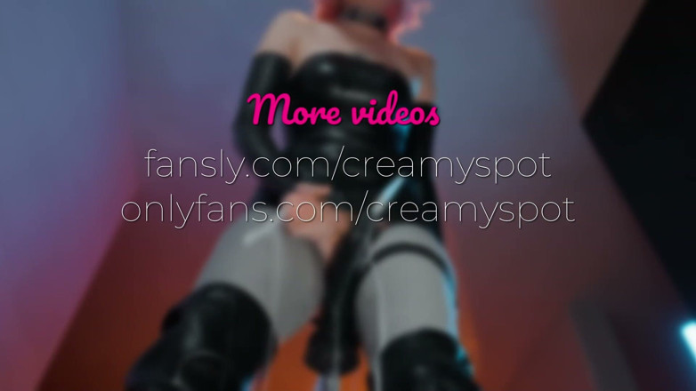 CreamySpot: İçine boşalma fetişi: Ada Wong cosplay kızı sikiş makinesi tarafından...