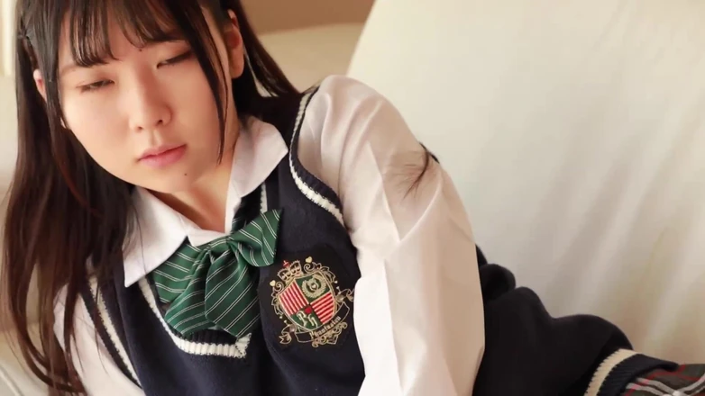 Strix: Îmi place tipul unui popor - Asuka Hashida