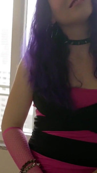 Une Trans canadienne excitée se branle !