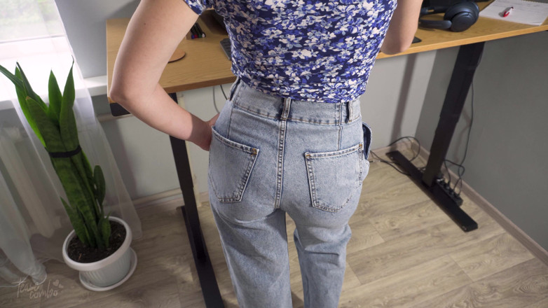 Teasecombo 4K: La segretaria miLF in jeans alti weist stuzzica il suo...