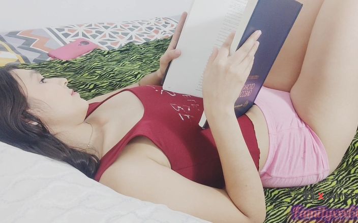 Teen sex 66: Учась, сводная сестра трахается с ее горячим сводным братом, и она не может устоять перед трахом