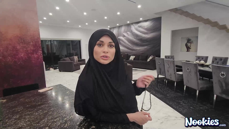 Nookies: Un jugement - une histoire d’hijab