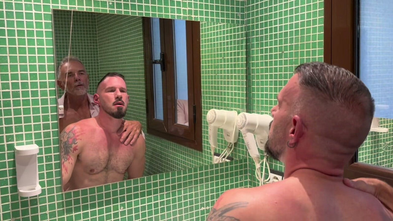 Alessio-Veneziano: Stepdaddy Cums on Ass Then Fingers Prostate
