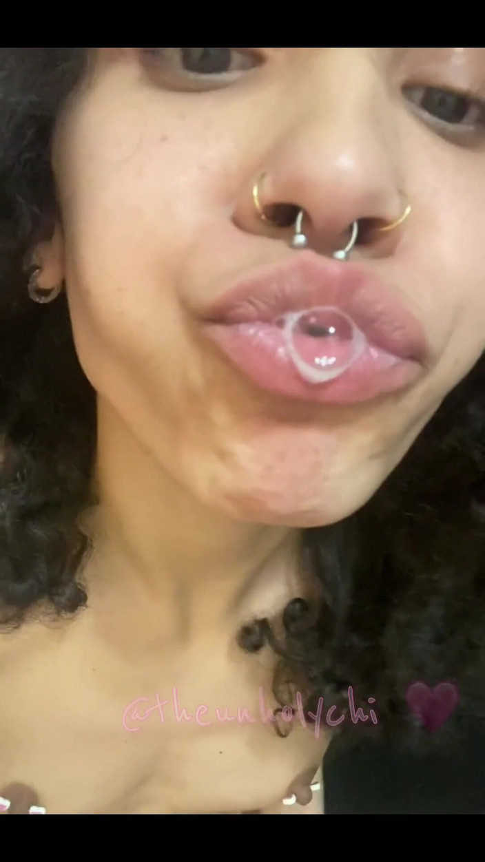 theunholychi: Jsem zlobivá