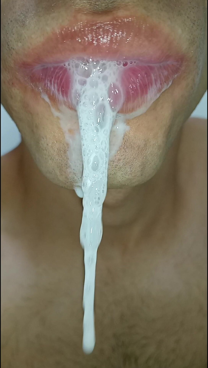 Rey rey: 深喉拉丁女郎咸湿的唾液 ahegao，吐口水，亲吻，顺从，口交