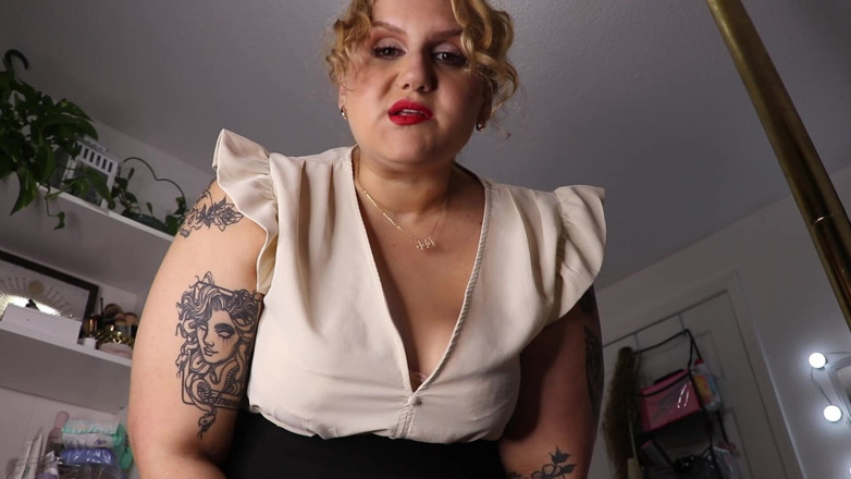 Valentina Lunarae: Detention with Ms. Love