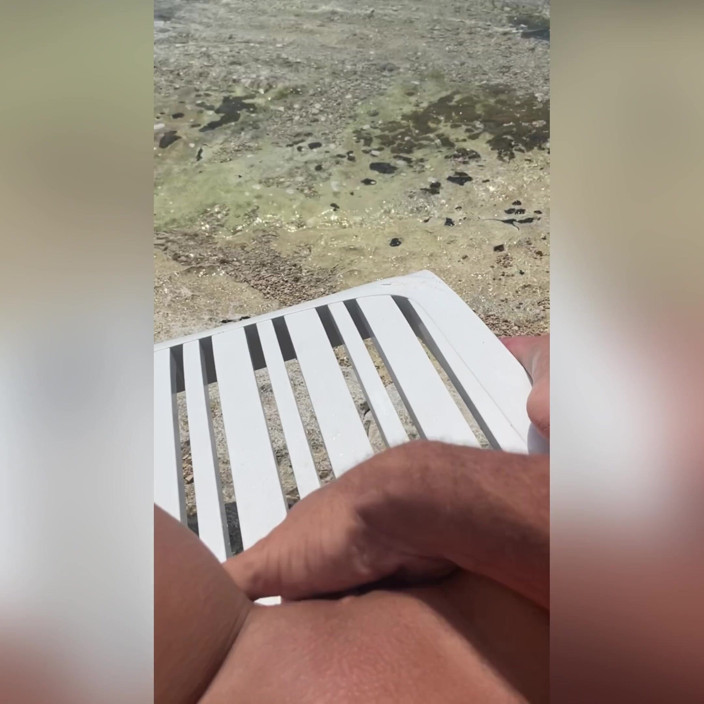 Spuirtcouplexxxx: 8 dakikalık sidik ve fışkırtma derlemesi - altın duş