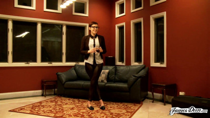 James Deen: Dziewczyna X zostaje ostro wyruchana przez Jamesa Deena