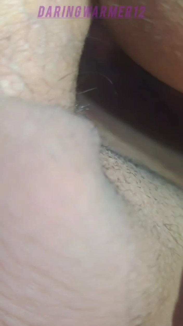 puchis: 我在我的继父洗澡时我的继母