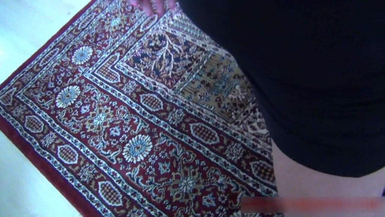 British Cougar: 내가 그 집 판매를 얻기 위해 얼마나 절박한지 보여줘