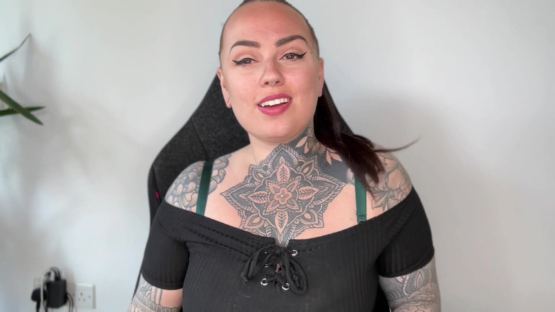 Miss Valentina: Rich findom balg