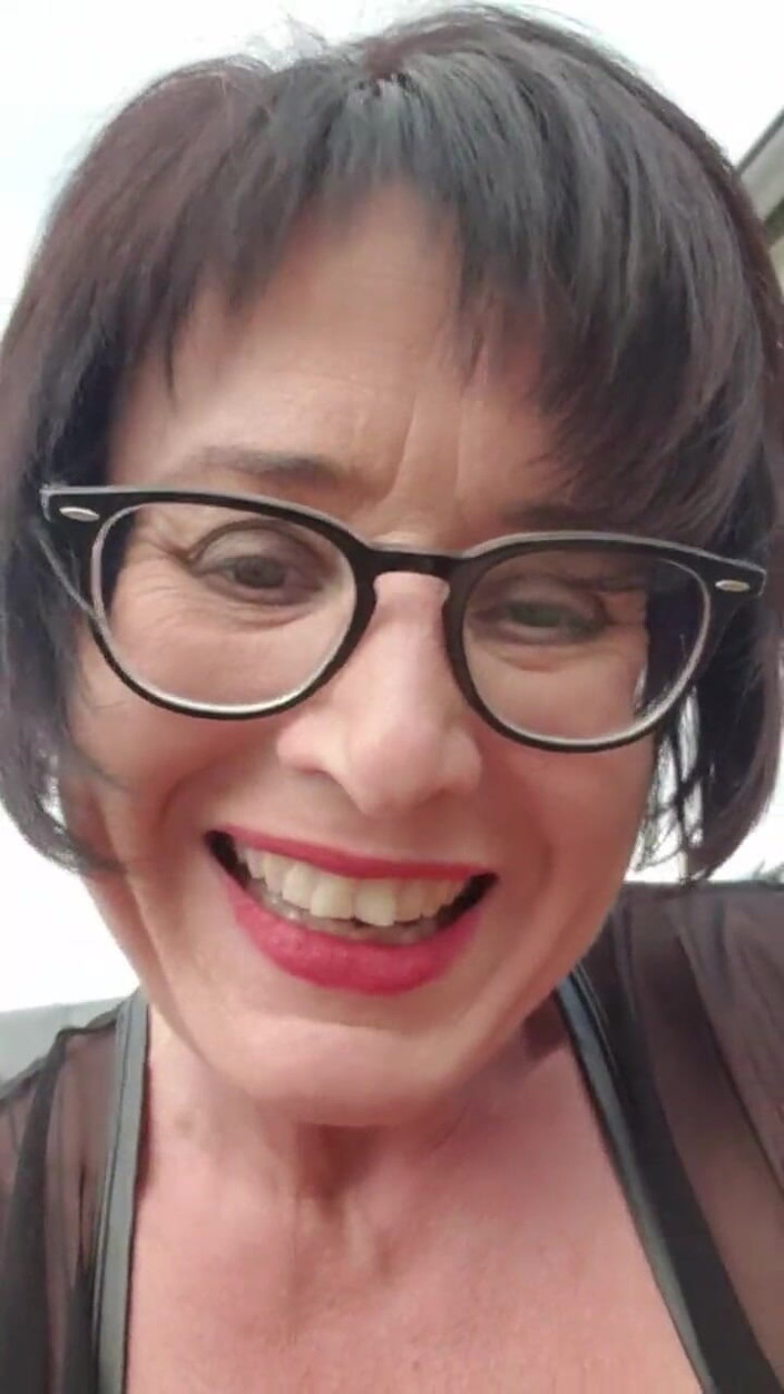 JulieEroticDress: Orgasmus Training Sklavin