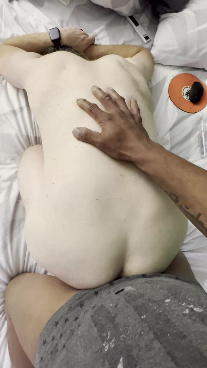 RNR2 and Scooter hot BB couple: Movin in