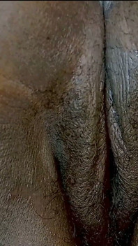 Dillon Dough Má Roztomilý Bílý Penis Closeup Koule Zezadu Hluboko V Černé Kundičce Své Přítelkyně.