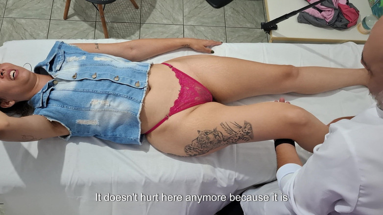 Gabi SweetCouplesStories: Die Ersatz-Orthopädische Ärztin war verrückt.