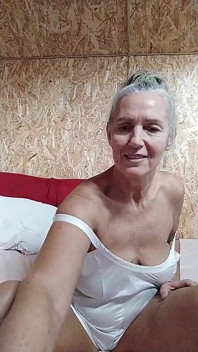 Soția veselă Lukerya: când renovarea se termină, începe magia picioarelor