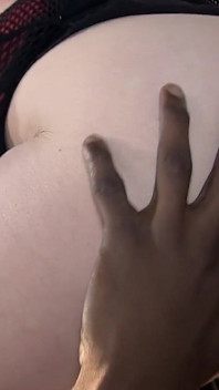 Scenă britanică perversă-4 brunetă dolofană Lucia Love în futai interrasial în alee