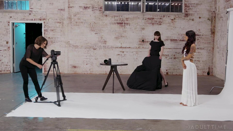 Transfixed ADULTTIME: Transfixed - adriana chechik lagi asik seks threesome hot bareng natalie...