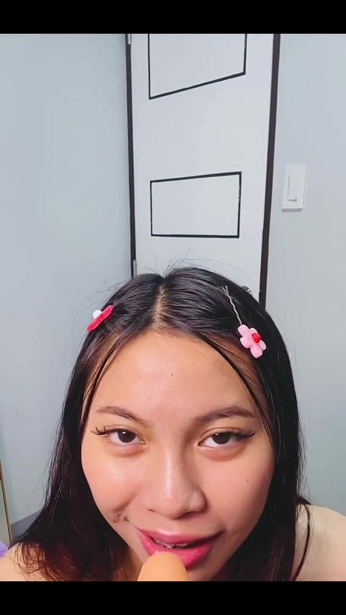 Cherrryblisss: Cute Girl