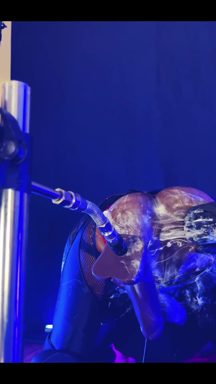 DipsoDeep: Chịch mông cosplay chảy tràn tinh dịch