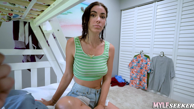 Filthy Kings: Une MILF excitée m’aide