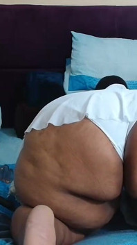 Striptis cougar matang & sebagai sembahyang