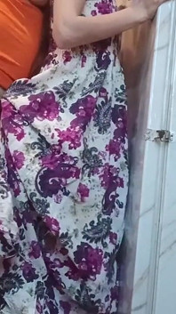 Ibu suamiku ngentot aku saat kami lagi sendirian di rumah