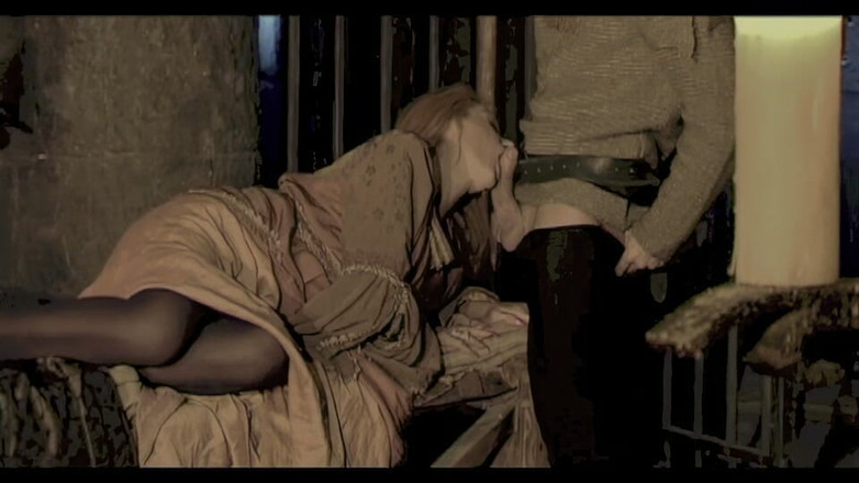 pornitaliangraffiti: कैदी को गार्ड द्वारा गधा गड़बड़ हो जाता है