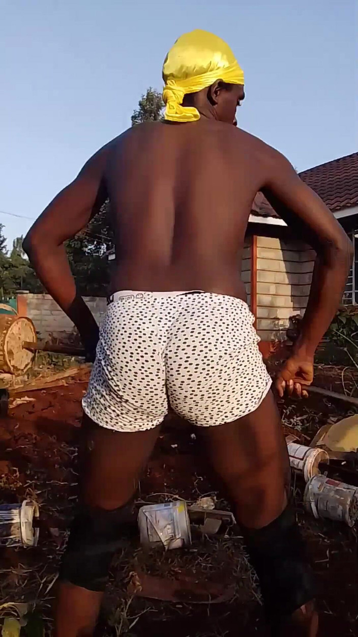 Miko filo: Sexy Desi Twink Training