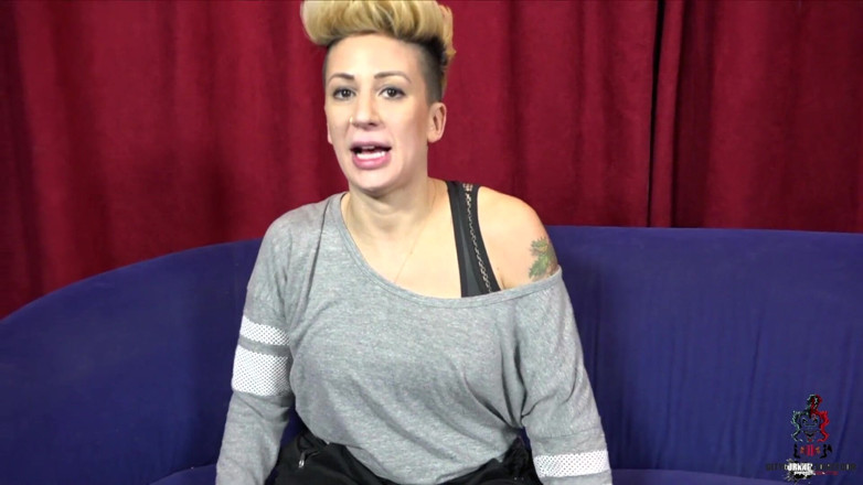 Get your knees Dirty: Della Dane