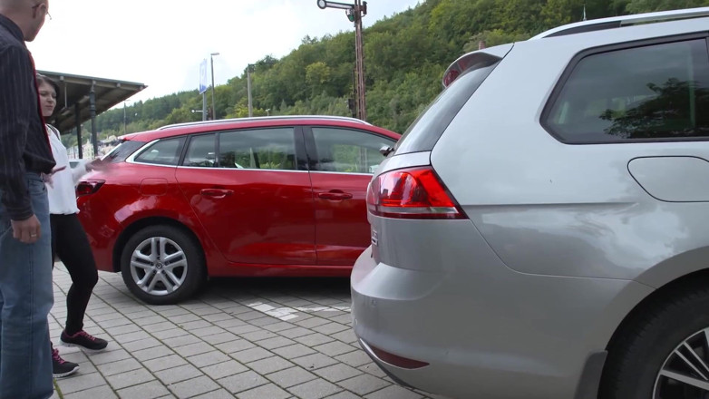 Erotic Planet X: Hot customer gets fucked by hot car seller with huge...